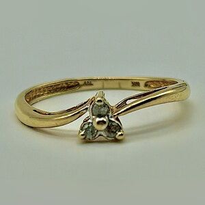 Vintag sz7 14kt YG designer ADL trifoil 3 gen diamonds stacking minimalist ring